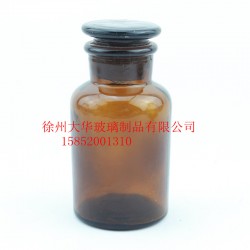 試劑瓶，酒精燈，集氣瓶