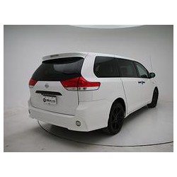 豐田 塞納二手車(chē)廠家 上哪能買(mǎi)到專(zhuān)業(yè)的豐田塞納二手車(chē)