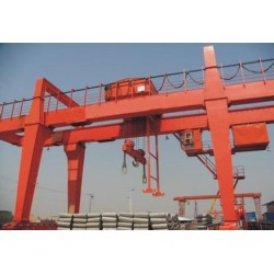 山東雙梁橋式起重機哪里好？還是泰安龍起重工好?。?/></a>
<ul><li><a href=