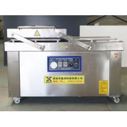 廠家定制帶湯汁產(chǎn)品真空包裝機(jī)，人參酒真空包裝機(jī)