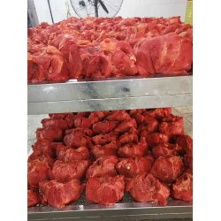 做牛肉加工設(shè)備，生產(chǎn)牛肉的機器，醬鹵牛肉生產(chǎn)設(shè)備和配方