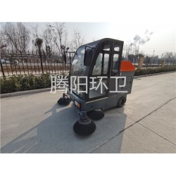 為什么選擇電動掃地車？